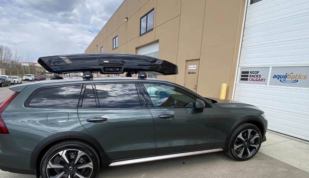 Thule WingBar Edge Roof Rack Installation on a 2026 Volvo V60 Cross Country